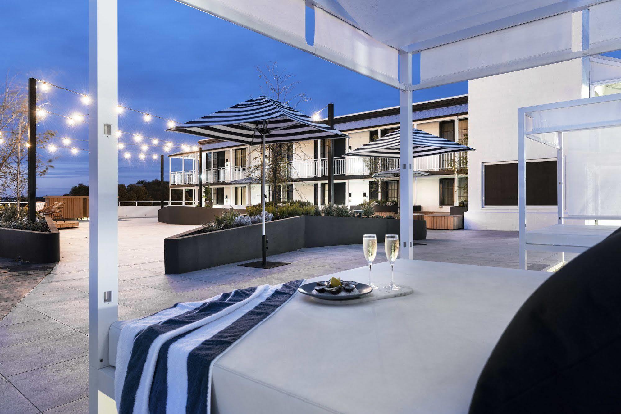 Tradewinds Hotel And Suites Fremantle Eksteriør bilde